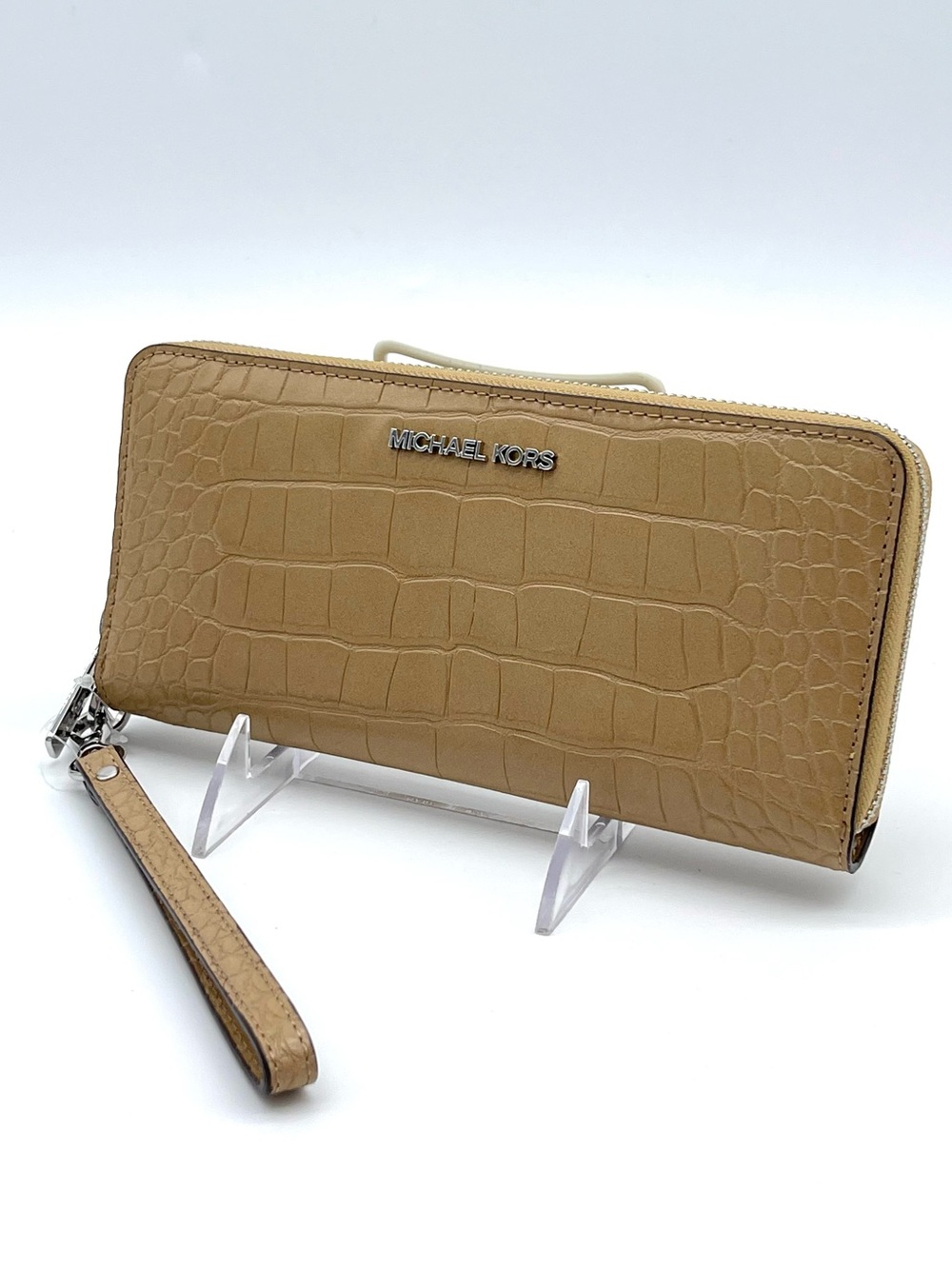 Michael Kors Large Continental Wallet Wristlet